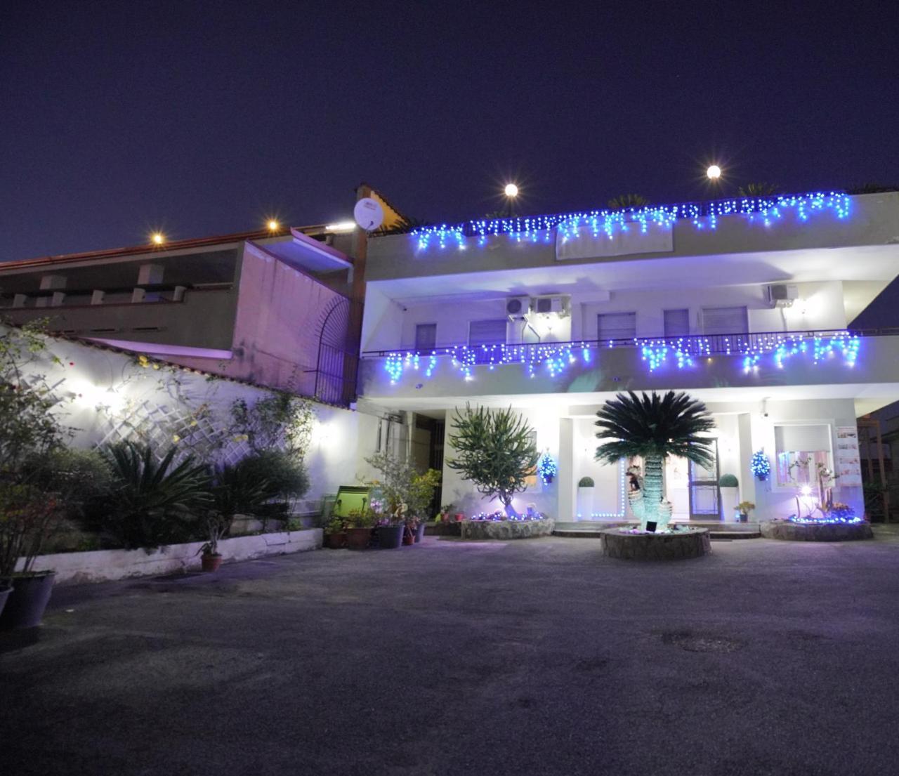 Hotel Stefany Lago Patria Exterior photo
