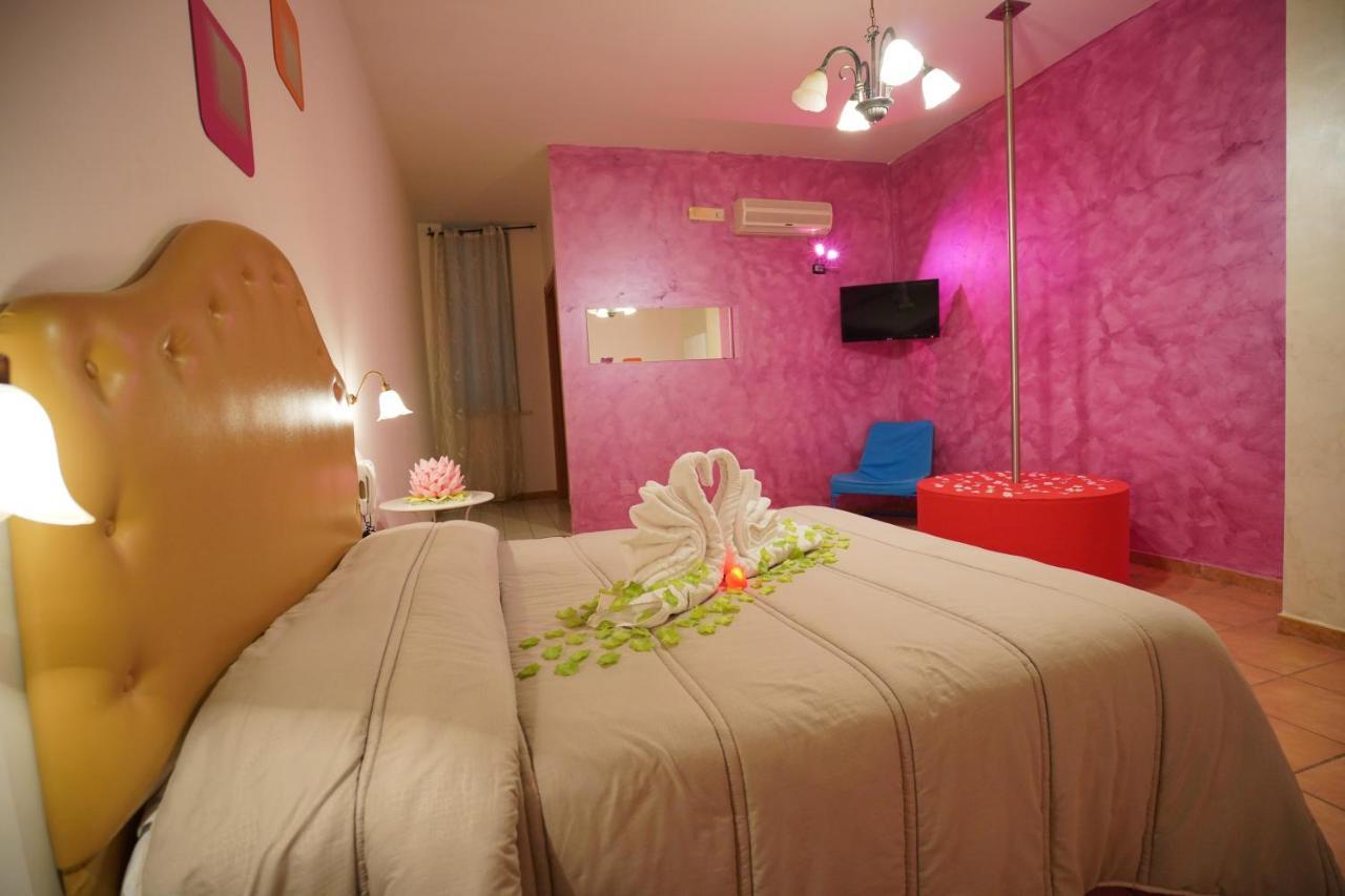 Hotel Stefany Lago Patria Exterior photo